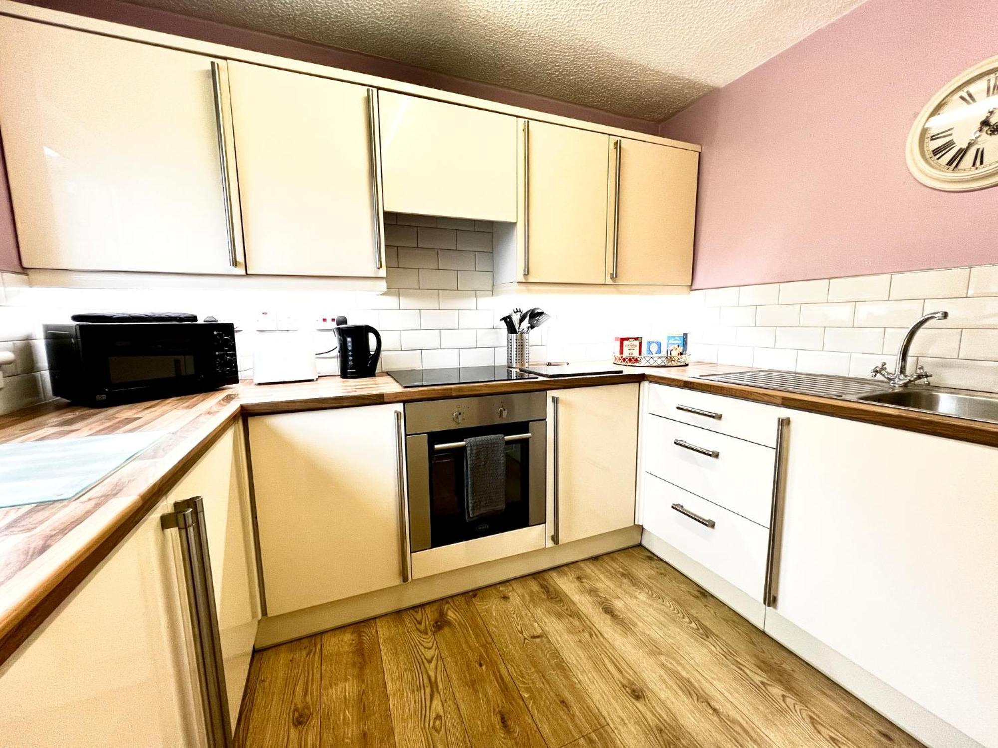Apartamento Ground Floor Flat With Free Parking & Wifi Glasgow Exterior foto