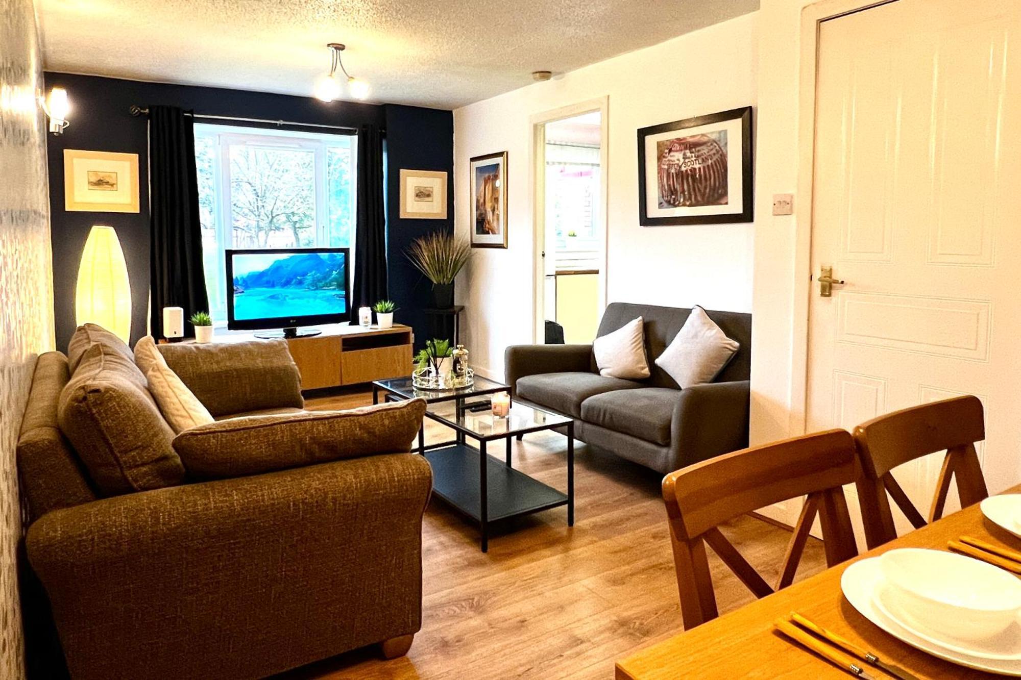 Apartamento Ground Floor Flat With Free Parking & Wifi Glasgow Exterior foto